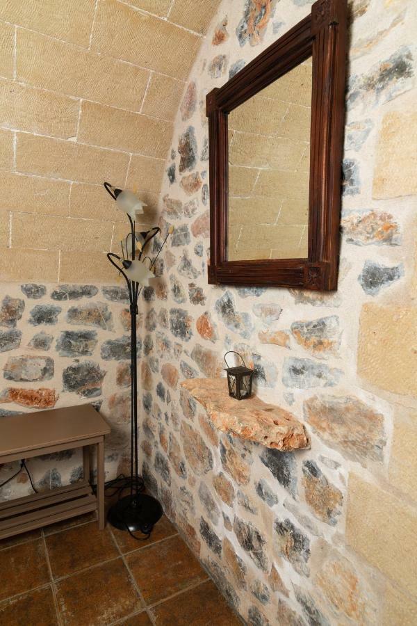 Appartement Iliopetro à Monemvasia Extérieur photo