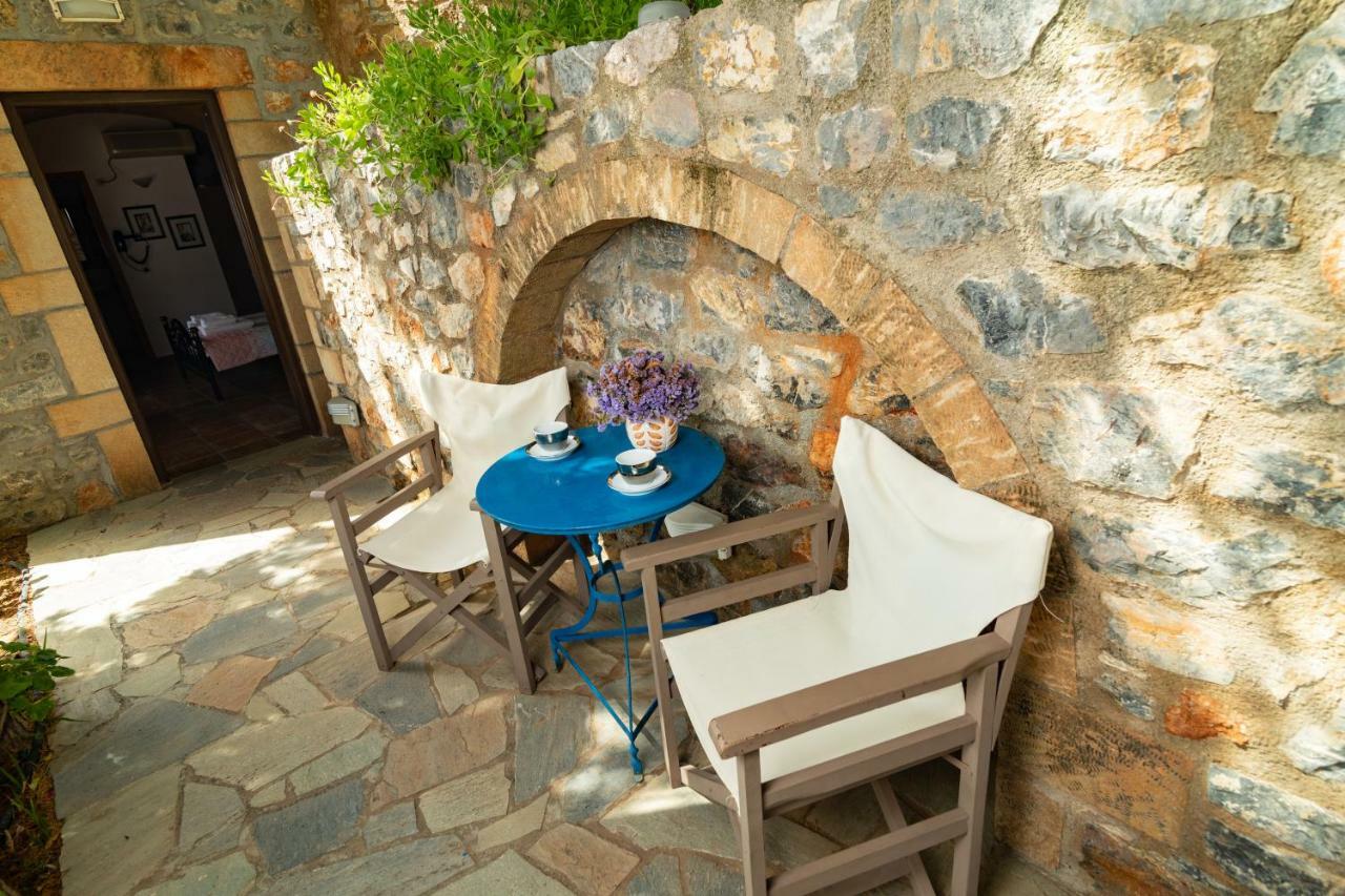 Appartement Iliopetro à Monemvasia Extérieur photo